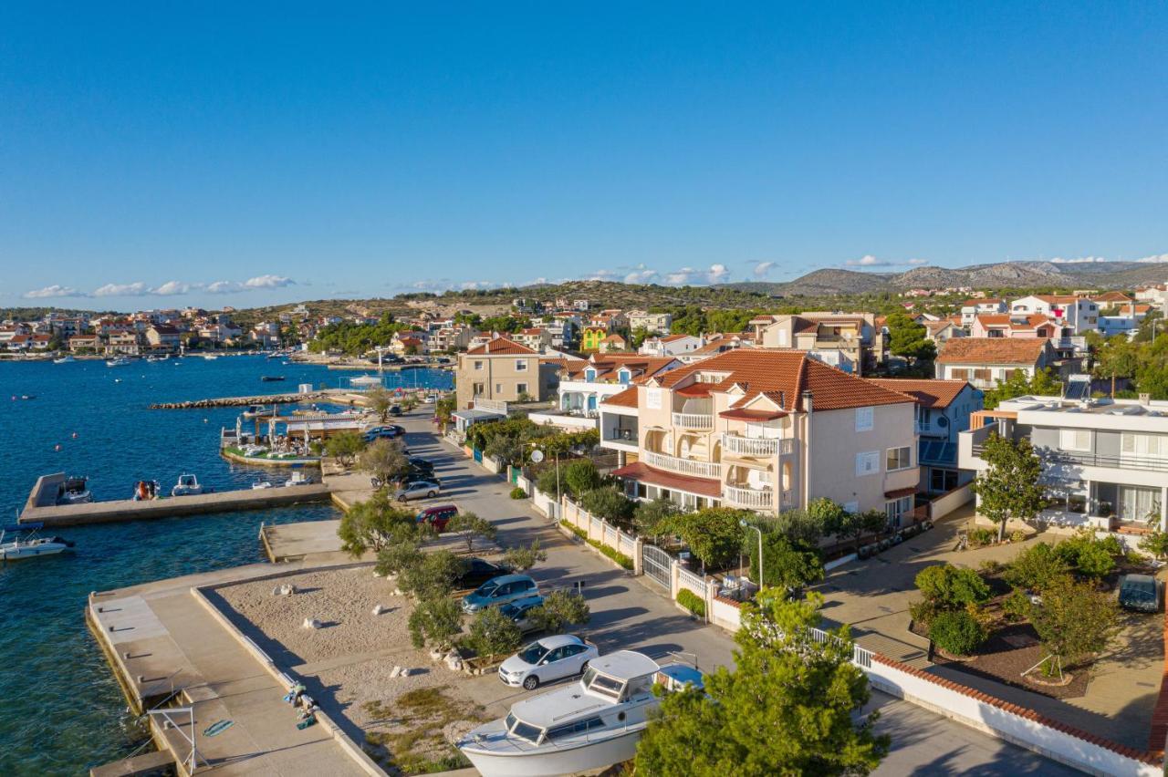 Apartments By The Sea Brodarica, Sibenik - 4194 Экстерьер фото