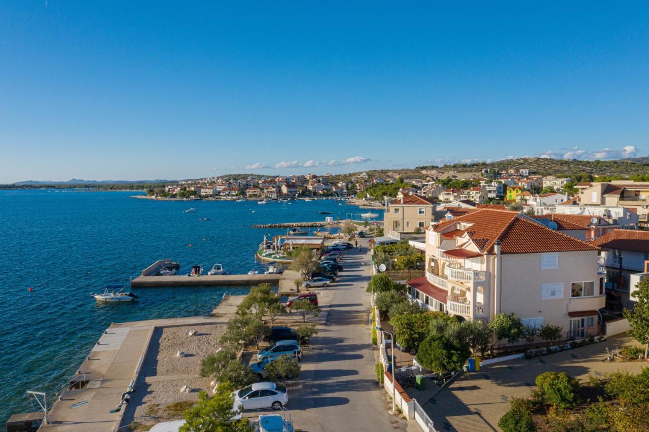 Apartments By The Sea Brodarica, Sibenik - 4194 Экстерьер фото