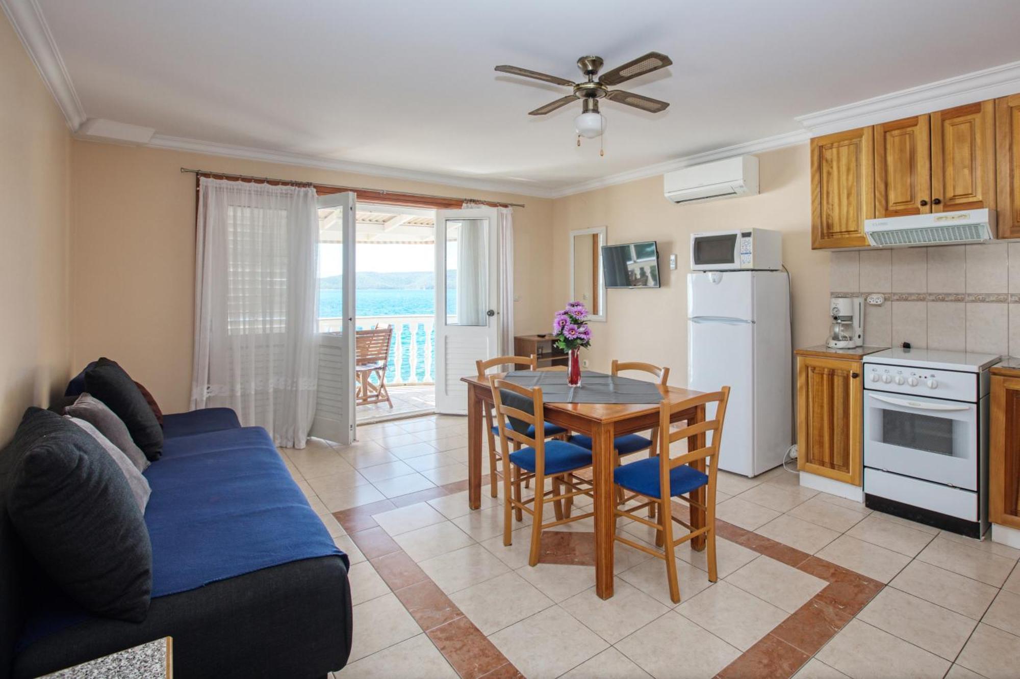 Apartments By The Sea Brodarica, Sibenik - 4194 Экстерьер фото