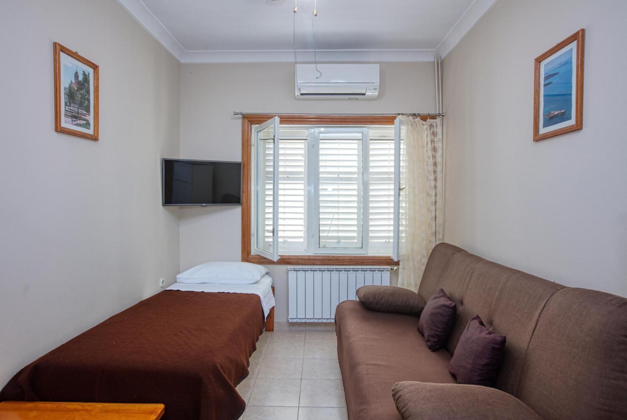 Apartments By The Sea Brodarica, Sibenik - 4194 Номер фото